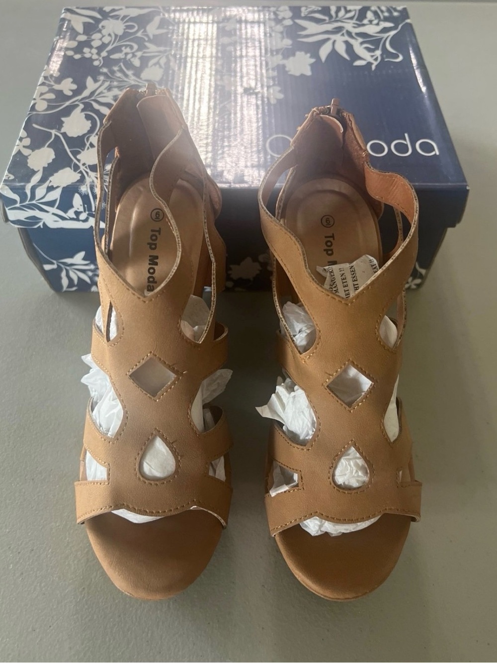 Women’s Sandals Shoes Size 6